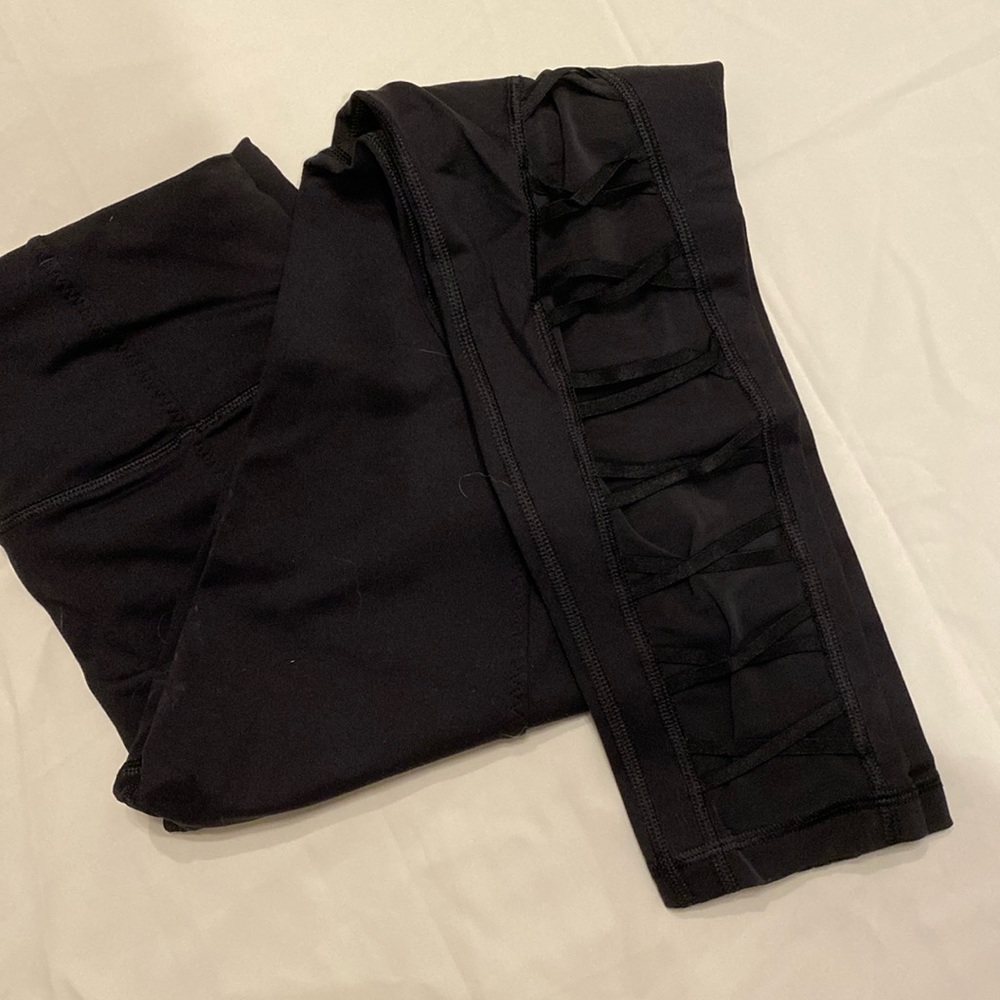 Victoria’s Secret Sport Knockout Leggings - Mesh Laceup detail